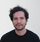 Максим Фролов